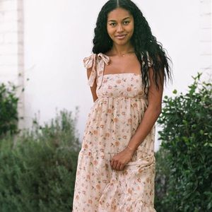 Morning Lavender Bernadette Babydoll Maxi Dress size small.